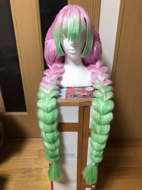 鬼滅の刃 甘露寺蜜璃 コスプレ ウィッグ - メルカリ