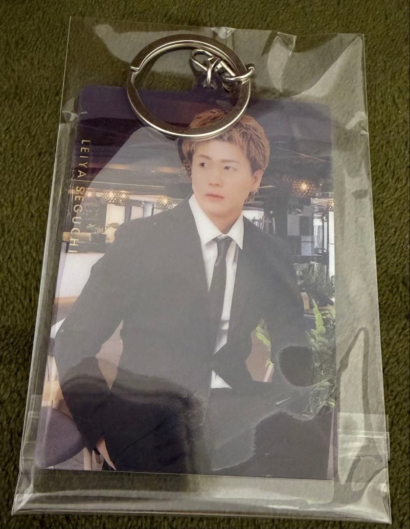 FANTASTICS トラキン スーツ アクキー 瀬口黎弥 - メルカリ