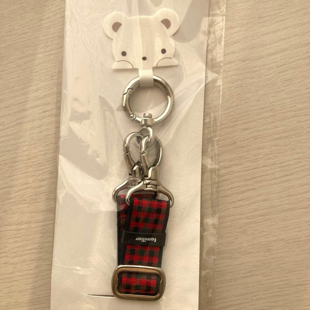 familiar スマホショルダーストラップ 赤 チェック柄 - メルカリ