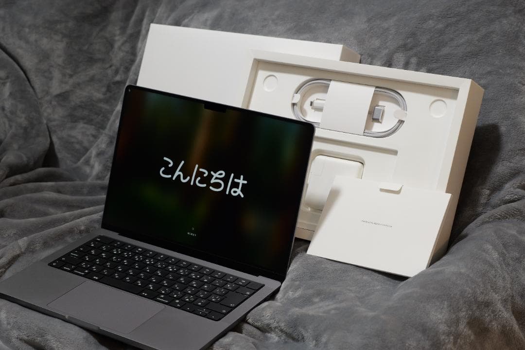 【極良品】MacBook Pro 14インチ M2 Pro 16GB/512GB Amazon.com: Apple 2023 MacBook Pro with Apple M2 Pro Chip (14-inch