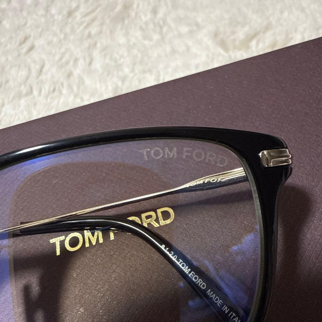トムフォード メガネ TOM FORD トムフォード メガネ TF5832-B 052 ブラウンデミ 50サイズ