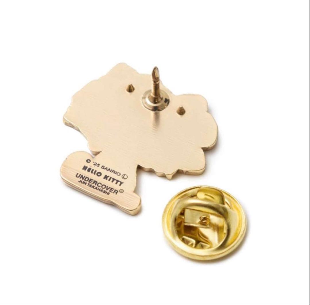 UNDERCOVER ハローキティ ピンバッジ 3個セット - メルカリ