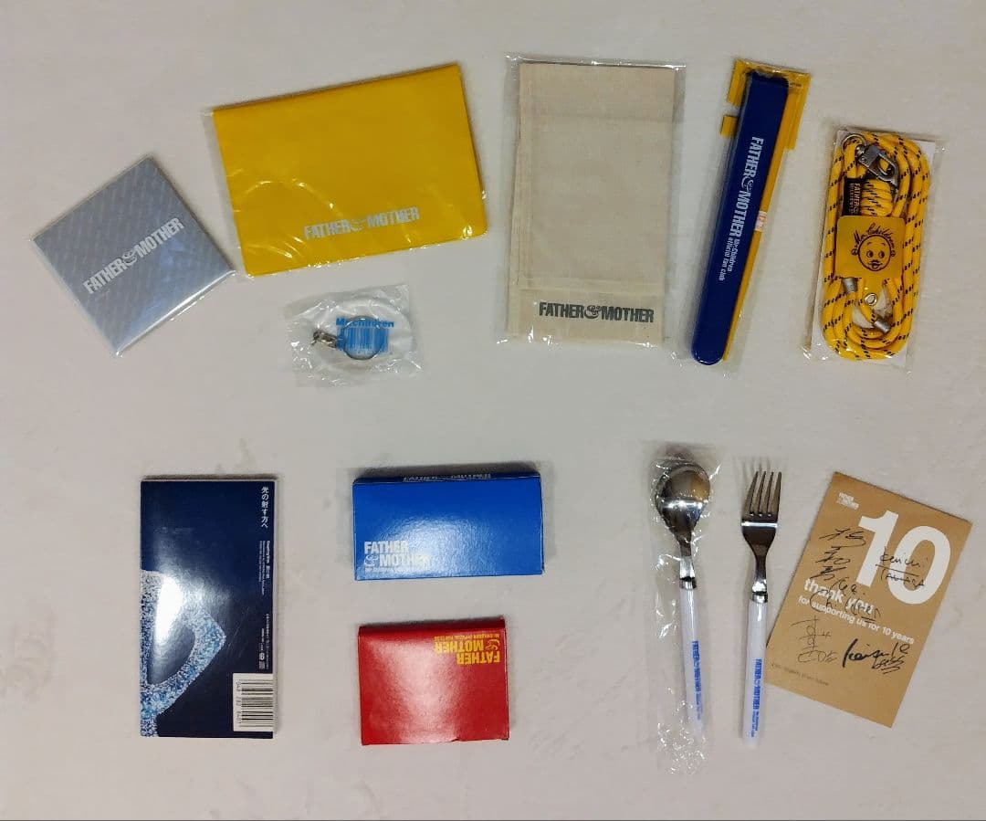 Mr.Childrenファンクラブ継続特典11点＆継続10年目ハガキ - メルカリ