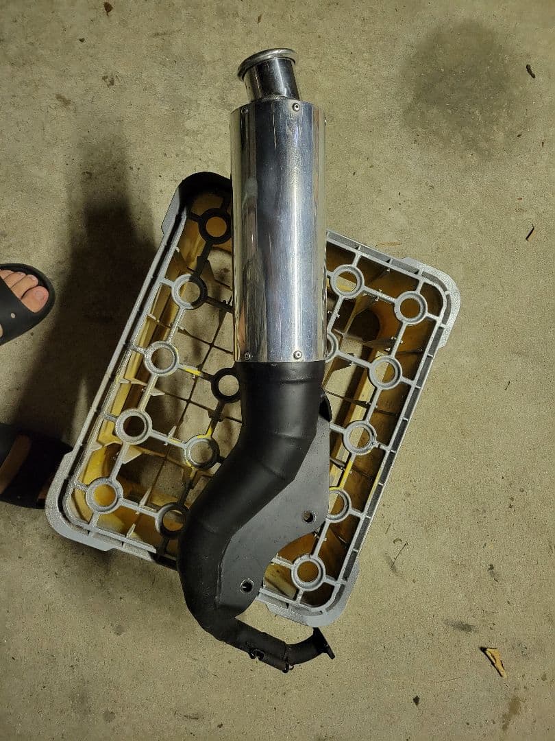 ライブディオzx マフラー ベリアル 楽天市場】ﾗｲﾌﾞﾃﾞｨｵZX ﾏﾌﾗｰ BURIAL ﾍﾞﾘｱﾙ H01-05-20 ﾕｰﾛﾌﾞﾚｲｽﾞ ﾁｬﾝﾊﾞｰ