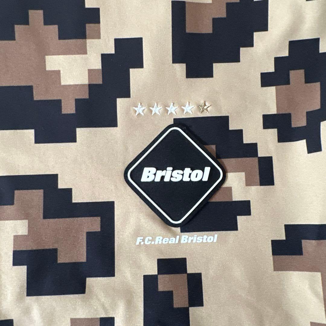 F.C.Real Bristol ナイロンフードパーカー 美品　試着のみ