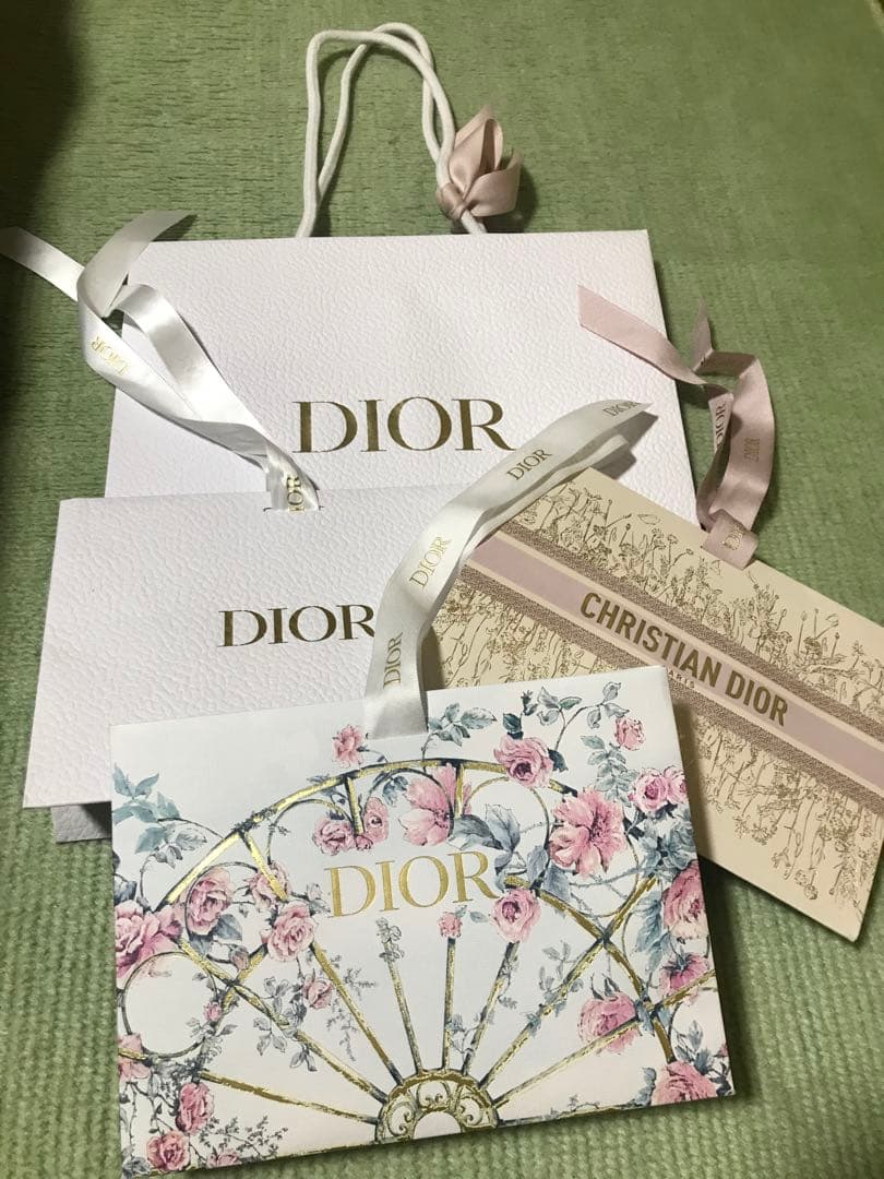 Dior ショップ袋 1枚クリスチャン・ディオール ギフトBOX 3枚 - メルカリ