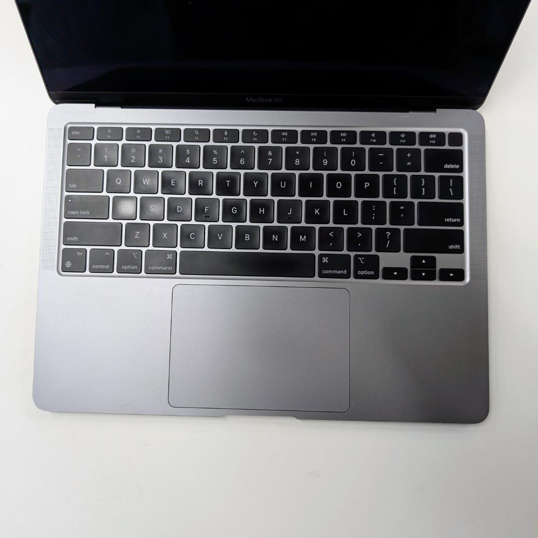 ジャンク品MacBook Air (M1, 2020) A2337 - 画面破損 Apple MacBook Air (M1, 2020)】液晶が割れてしまった症状の交換修理