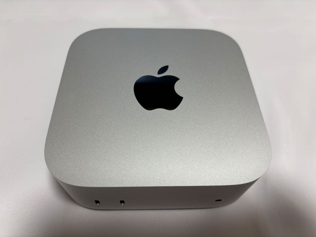 Mac mini M4チップ メモリ16GB SSD 512GB Mac mini: Apple M4 chip with 10‑core CPU and 10‑core GPU, 16GB Memory,