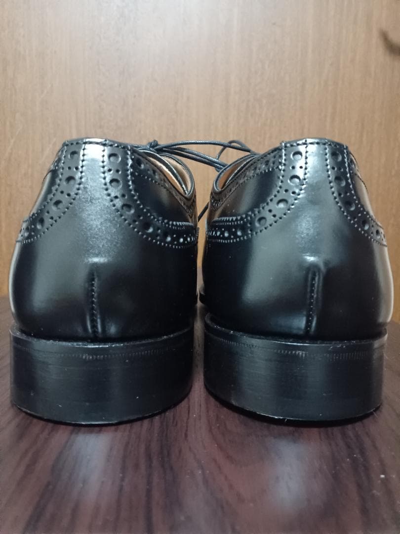 新品未使用 チーニー ウィルフレッド 黒 26cm 7.5F