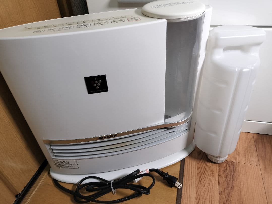 SHARP 加湿セラミックファンヒーター HX-H120-W 2019年製 SHARP シャープ 加湿セラミックファンヒーター HX-H120-W 2019年製