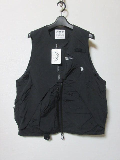 COMFY OUTDOOR GARMENT ベスト OVERLAY VEST 黒 COMFY OUTDOOR GARMENT (コムフィアウトドアガーメント) OVERLAY VEST