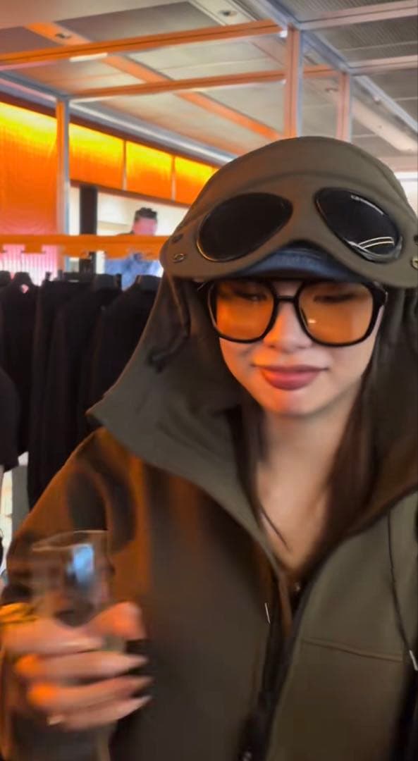 希少　C.P.COMPANY ゴーグル フード ジャケット イタリア製