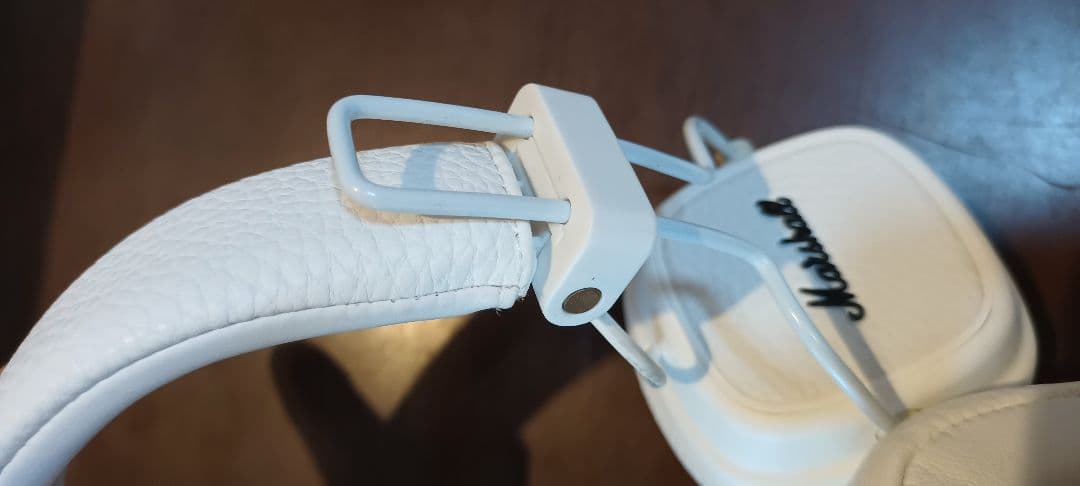 Marshall MAJORⅢ white ヘッドホン【Bluetooth】白 - メルカリ