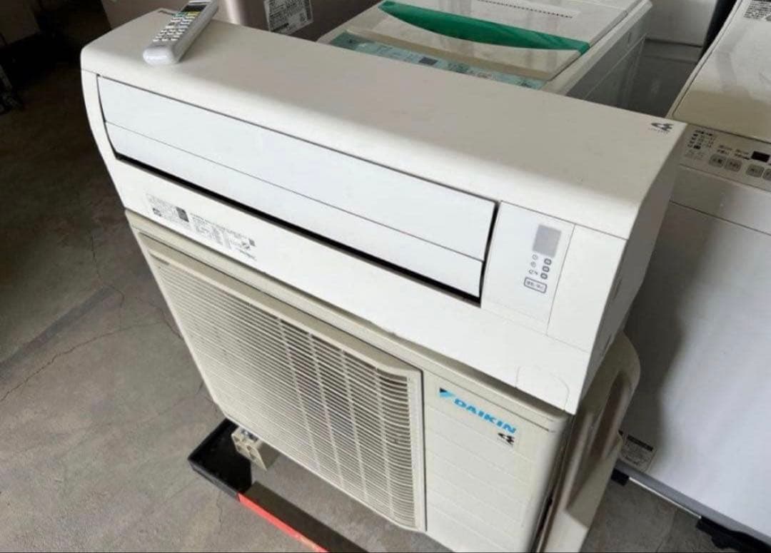 【高年式】2022年式 4.0kw DAIKIN エアコン F40ZTCXP-W