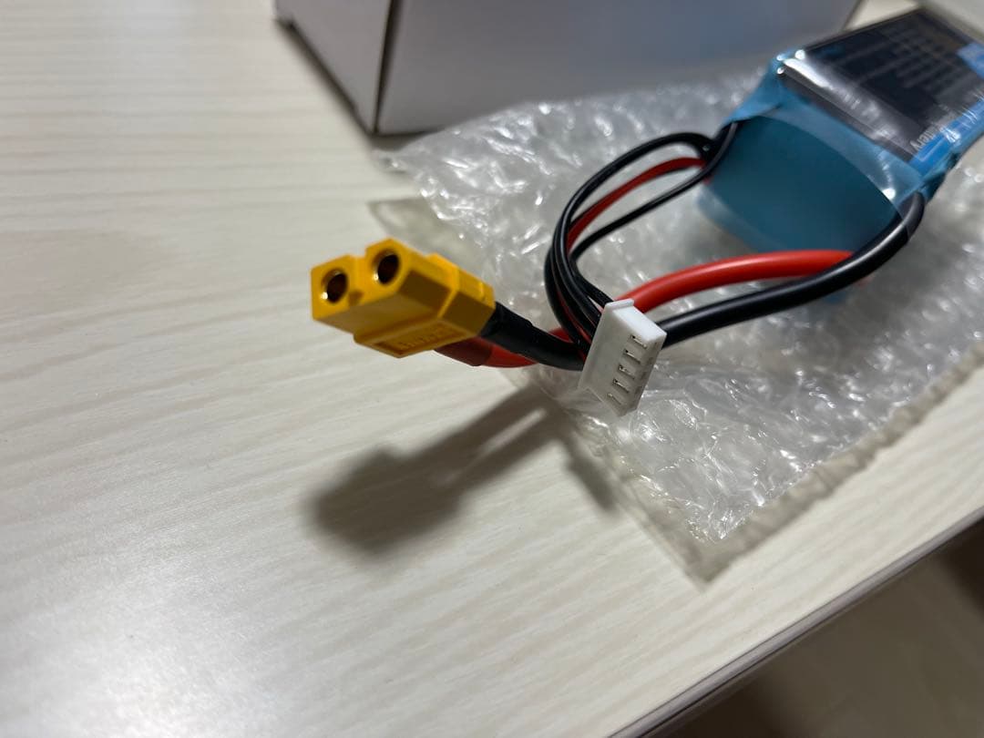 YOO WOO グラフェンバッテリー 2200mAh 130C ② - メルカリ