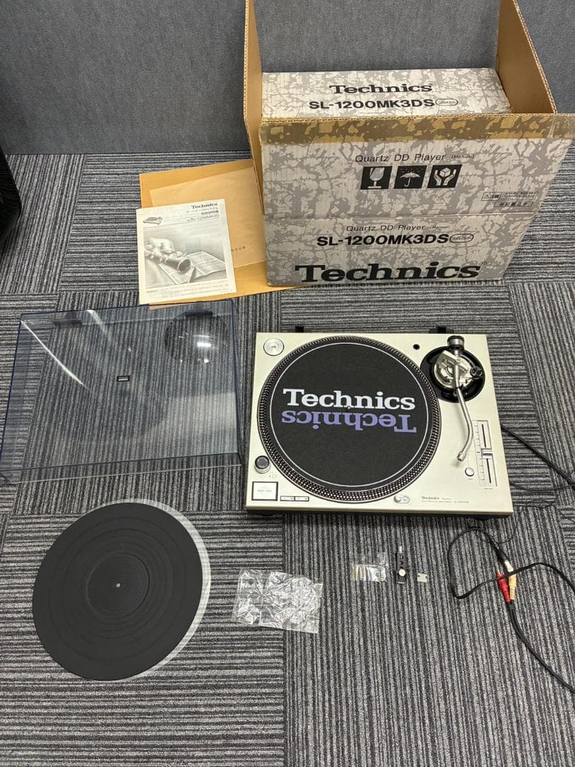 【通電確認済・送料込】ターンテーブル　Technics　SL-1200MK3DS 中古品のTechnicsのターンテーブル、SL-1200MK3D-Kのご紹介です。