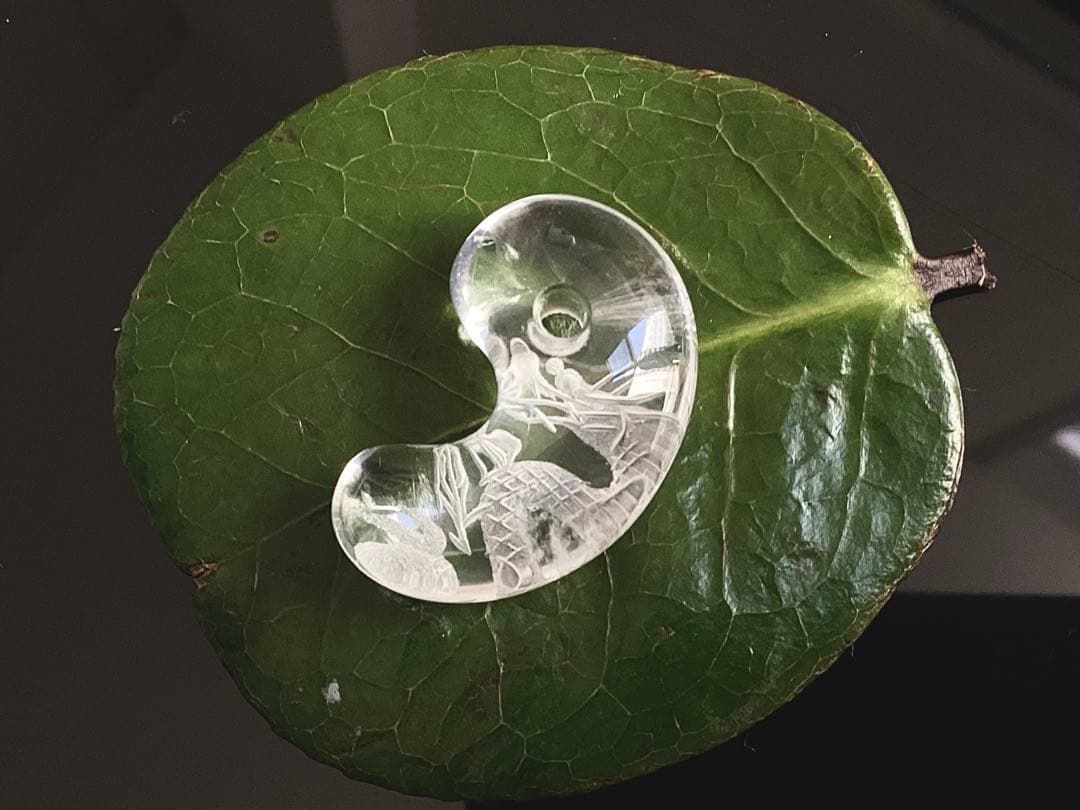 ✳希少*彫り師*秀峰作 乙女鉱山水晶【運龍】勾玉 鑑別書付 御守り