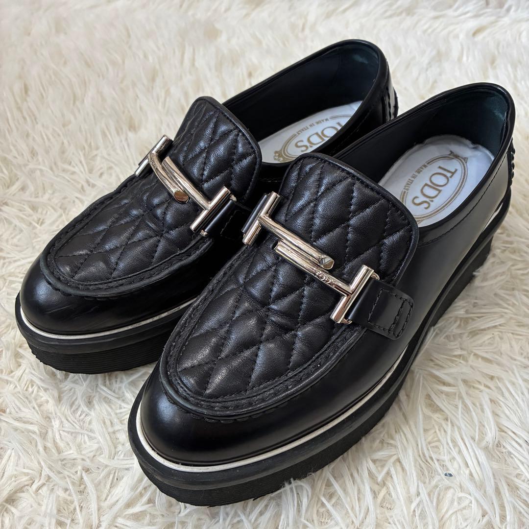 美品✨トッズ 厚底 ローファー ダブルT キルティング ブラック 34 Woman ブラック T タイムレス レザー ローファー XXW79A0GG90NF535B999
