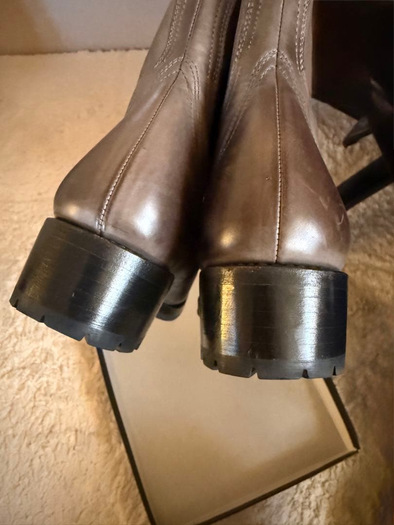 値下げしました】Giftur Crump スタッズ付き ロングブーツ - メルカリ