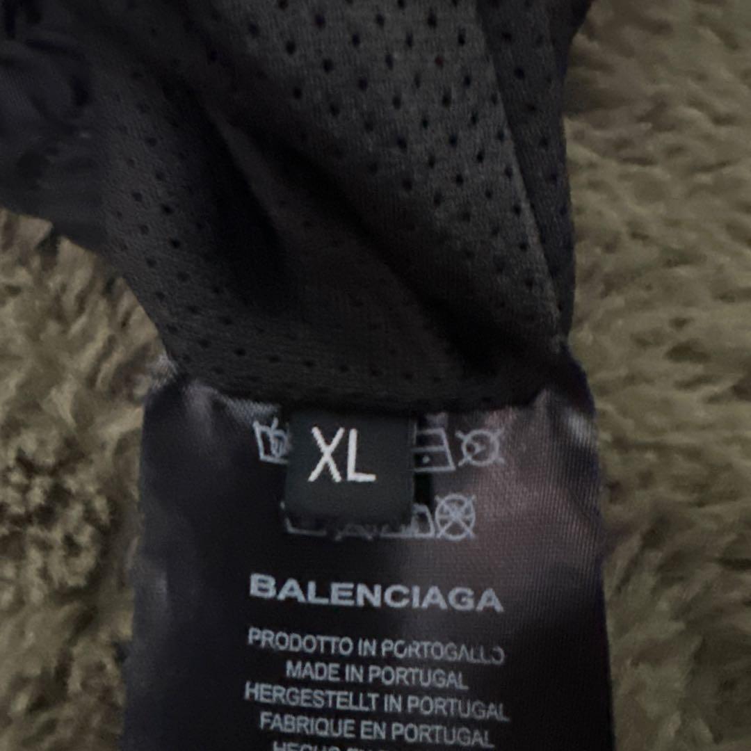 バレンシアガトラックスーツ 上下セットアップ - メルカリ