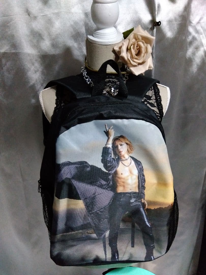 YOSHIKI グッズ 第2弾スニーカーかばん yoshikittyトランプ　他 STORE | YOSHIKI OFFICIAL STORE