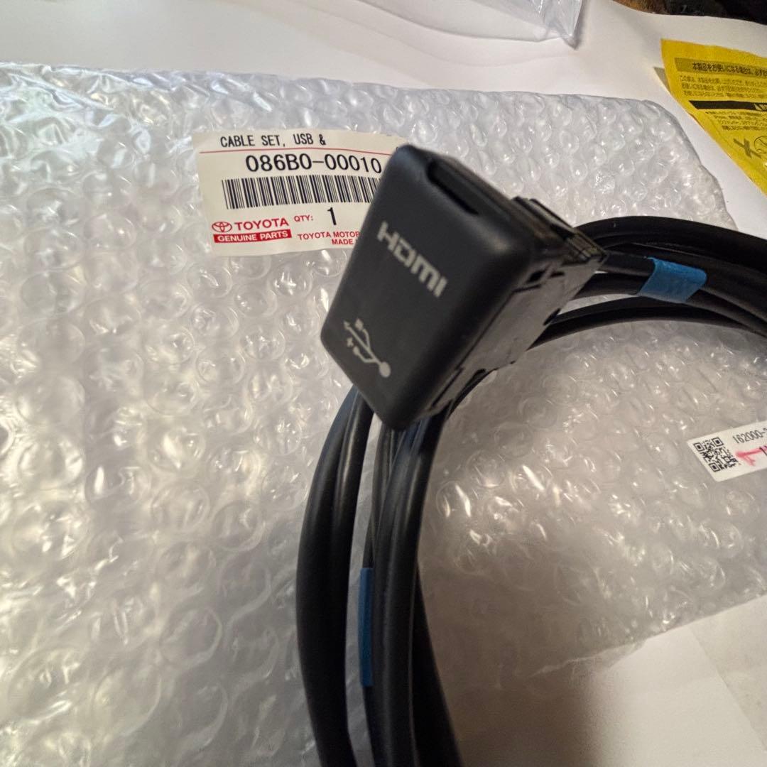 トヨタ 純正品 USB HDMI 入力端子 086B0-00010ナビ ケーブル - メルカリ