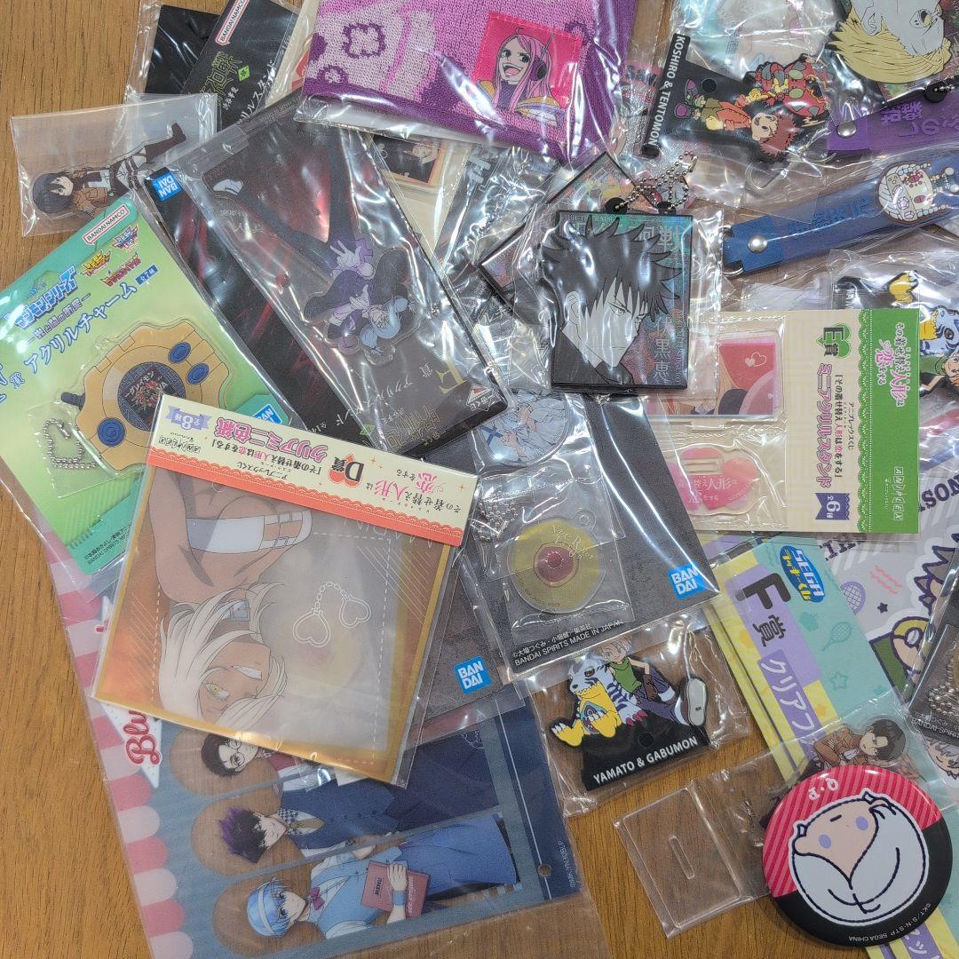 アニメ キャラクターグッズ まとめ売り - メルカリ