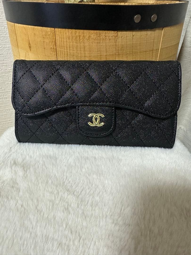 CHANEL ノベルティブラック キルティング 長財布 【可愛いブラック
