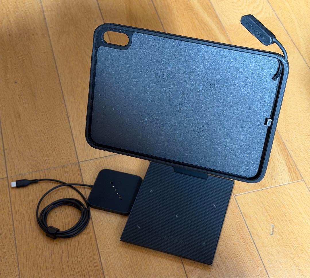 PITAKA MagEZ Charging standとCase Proのセット MagEZ Charging Stand for Tablets - PITAKA