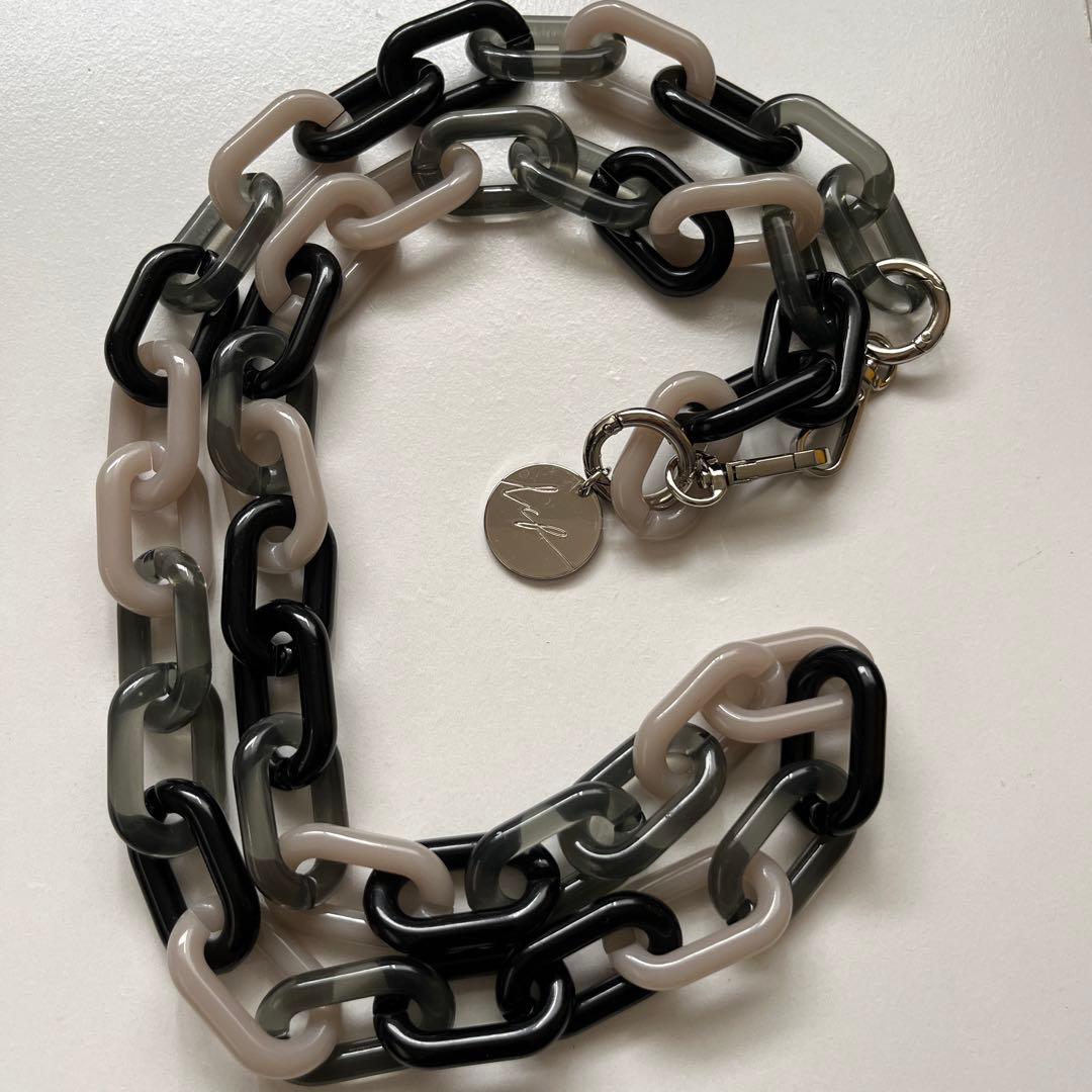 タキマキさんもフランスで買った携帯ストラップ　フランス買い付け品　レア ALICE EMERAUDE （アリスエメラルド）】ラコックフランセーズ スマホ