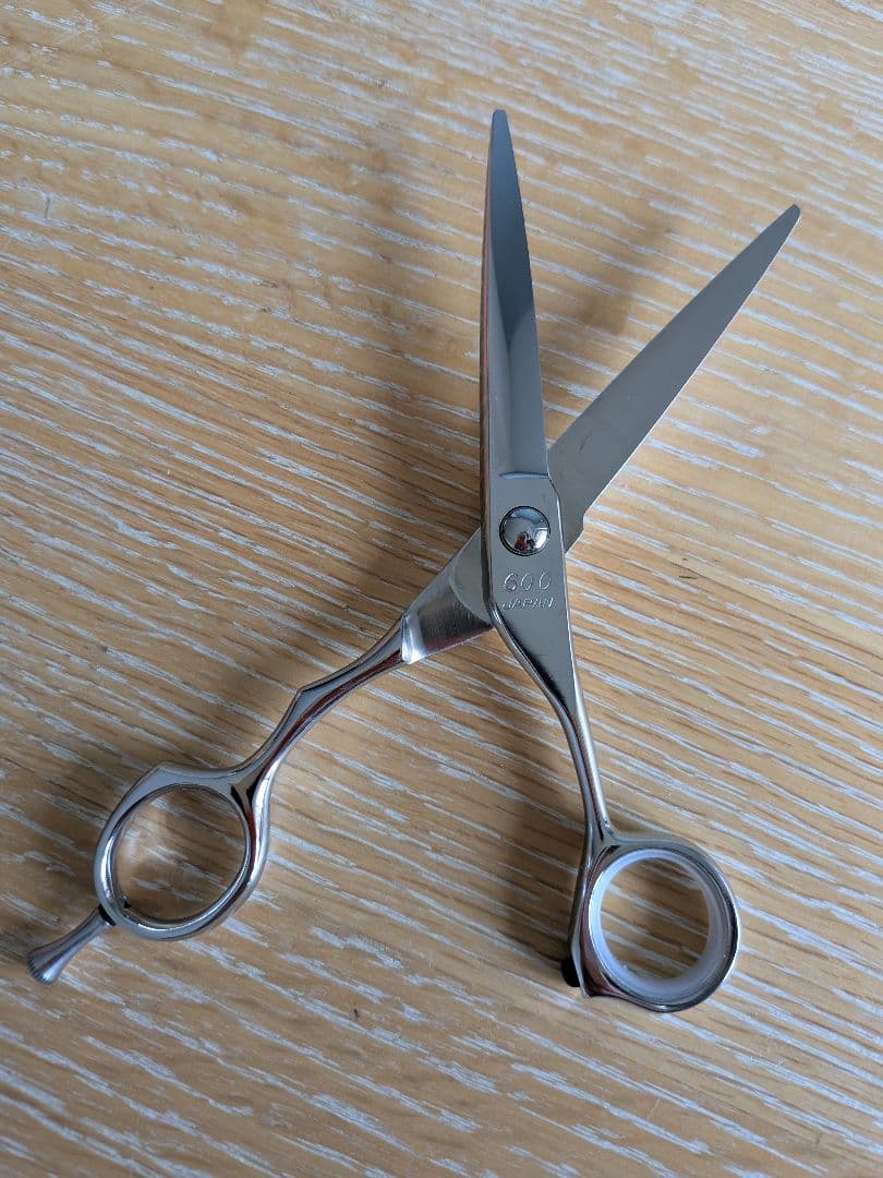 【定価79000】アコスシザー GZ600 AKKOHS 美容師用 理容師用