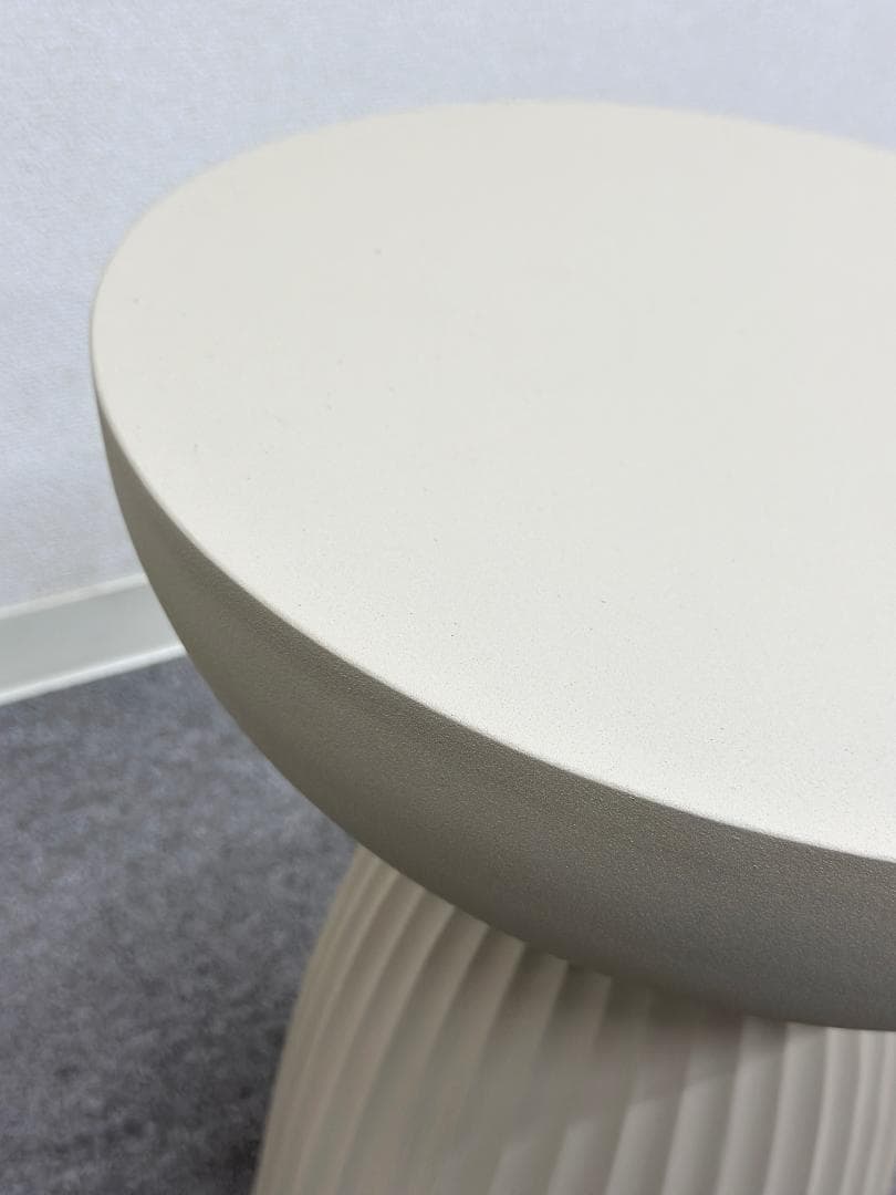 ボーコンセプト□Expose サイドテーブル シンプル モダン ウォーム