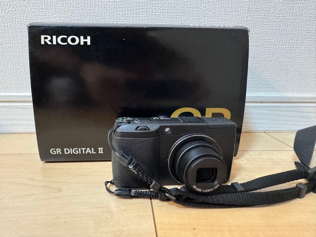 RICOH GR DIGITAL Ⅱ コンパクトデジタルカメラ 2684枚 箱付 Amazon | RICOH デジタルカメラ GR DIGITALII 1000万画素 GRDIGITALII