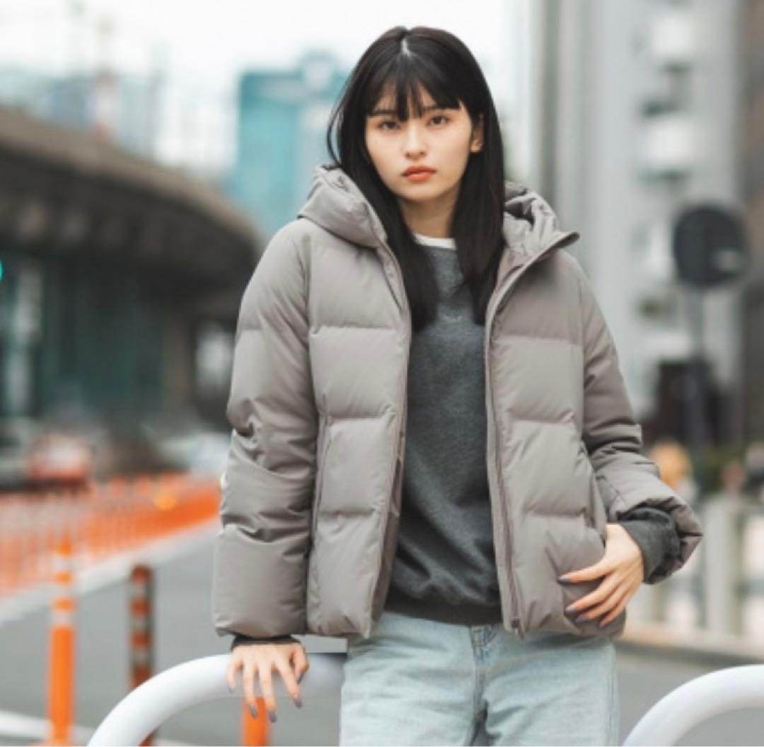UNIQLO/ユニクロ シームレスダウンパーカ グレー - メルカリ