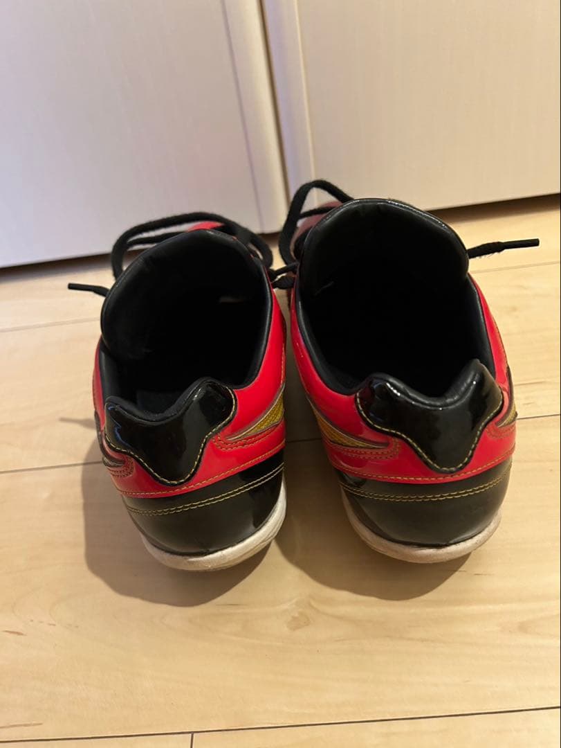 asics 赤黒金 スパイク 27.0㎝ 六角レンチ付き