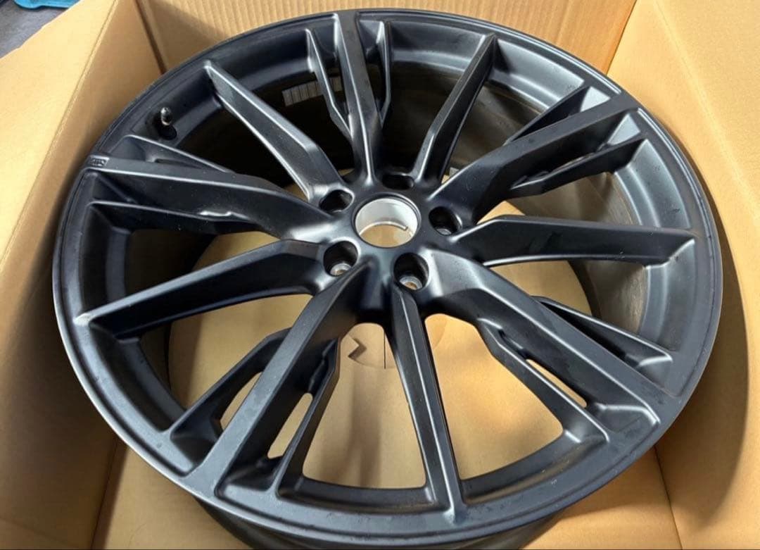 y*様 トヨタ　クラウンスポーツRS 純正ホイール　4本セット　21インチ 新車外し 美品】トヨタ クラウンスポーツ 純正 21in 8.5J +35 PCで