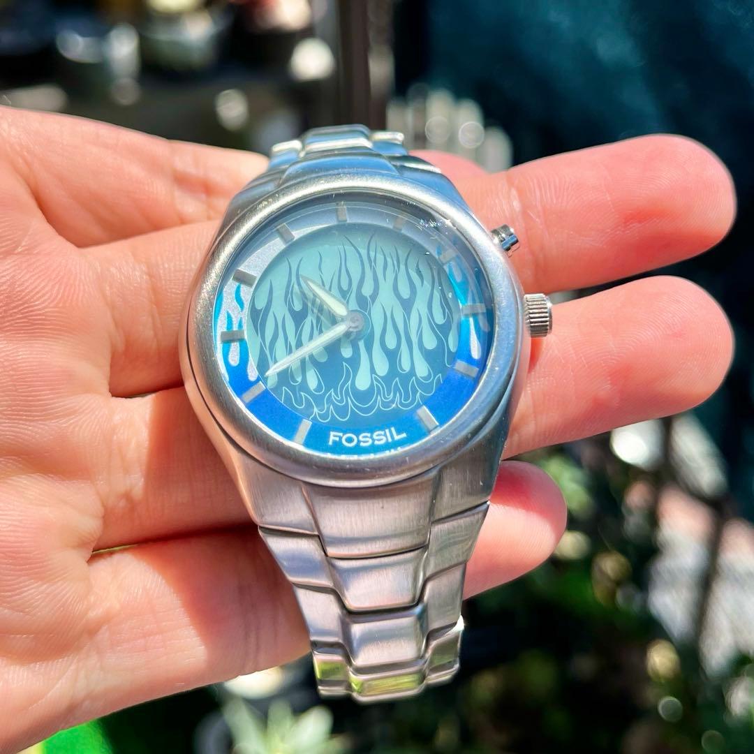 純正】限界価格Fossil big tic blue flame - メルカリ