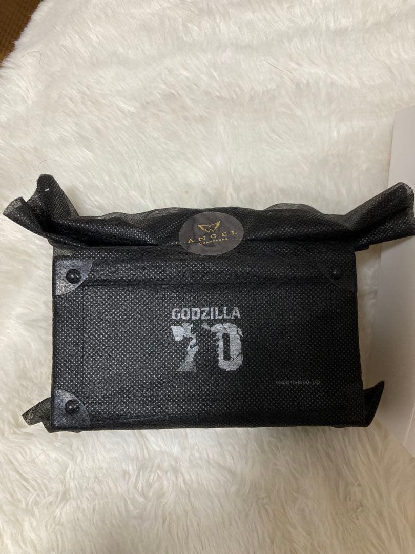 ゴジラ angel Mini Retail Box エンジェル シャンパン - メルカリ
