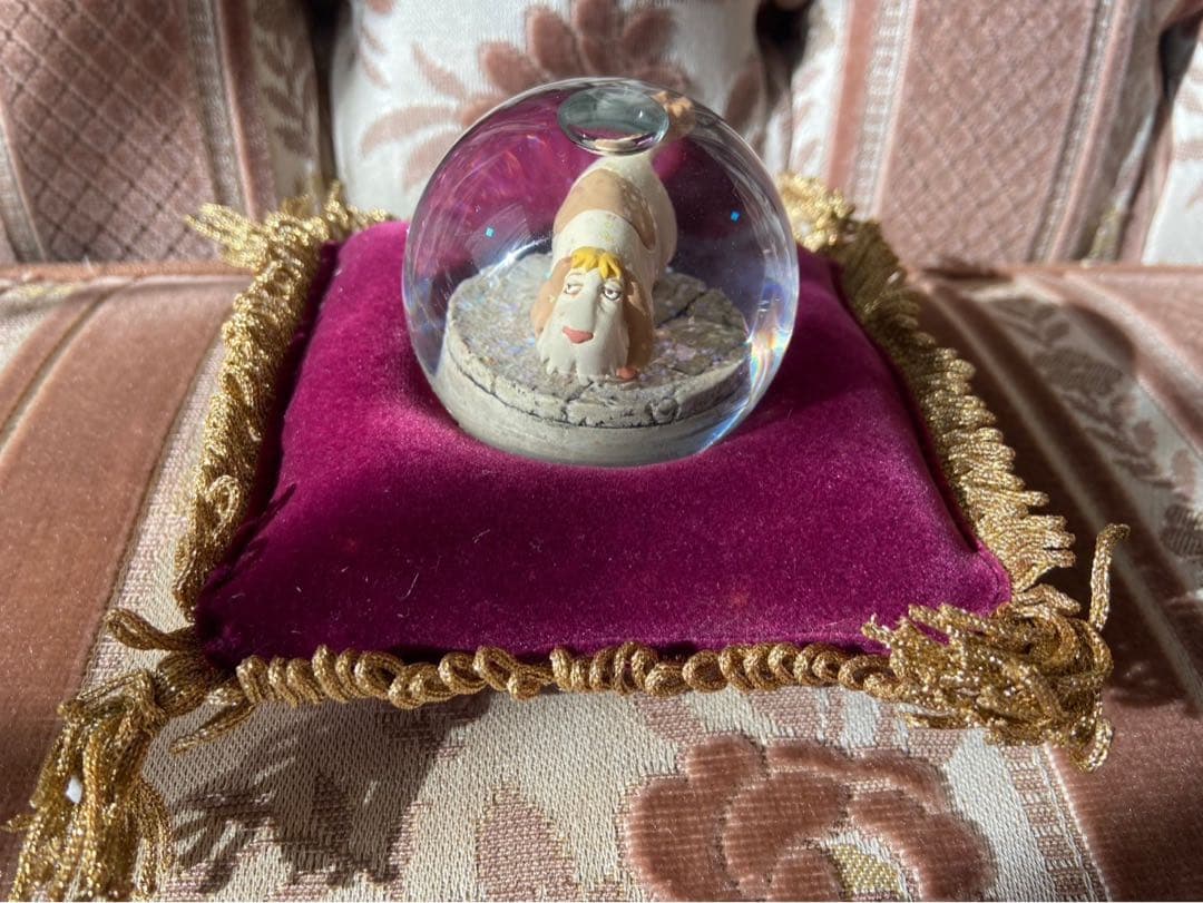 レア美品】ハウルの動く城 ヒン 水晶玉 スノードーム ウォーターボール