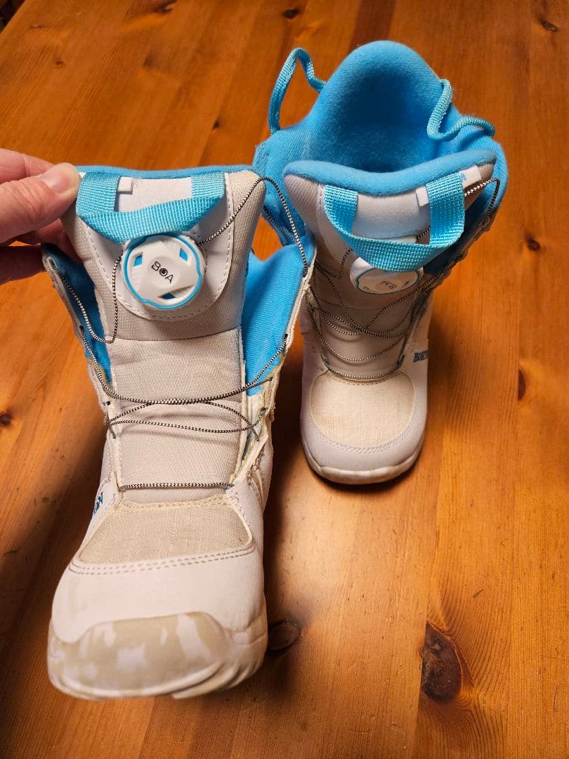 Burton Grom Boa 子ども用スノーボードブーツ 11C Amazon.com: Burton Grom Boa® Snowboard Boot (Little Kid) White 11