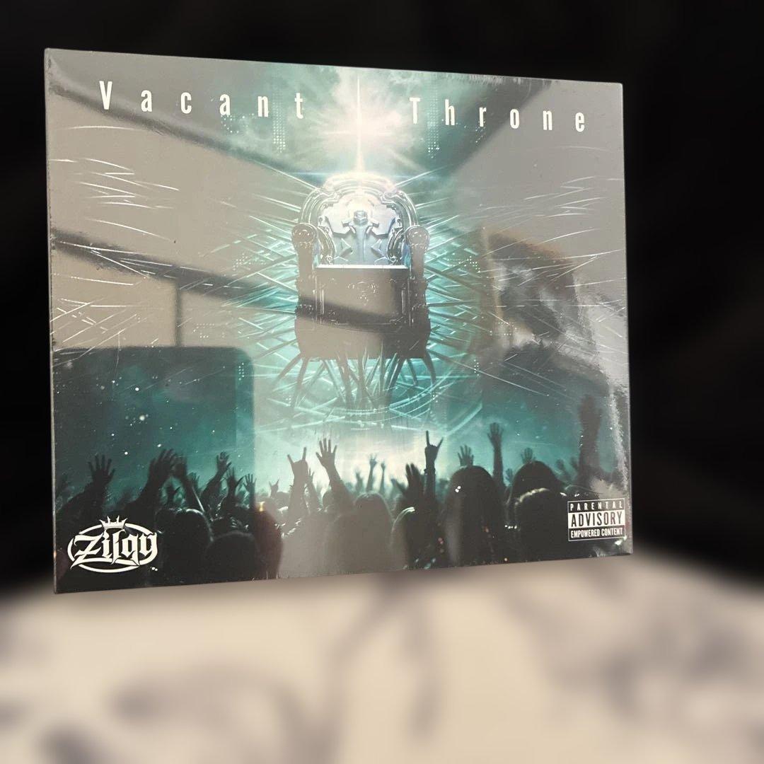 ジルキー/Zilqy / Vacant Throne/限定版CD Amazon.co.jp: Vacant Throne: ミュージック