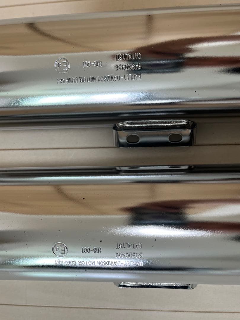 美品 ハーレーダビッドソン FLDE FLHC ソフテイルマフラー 送料込