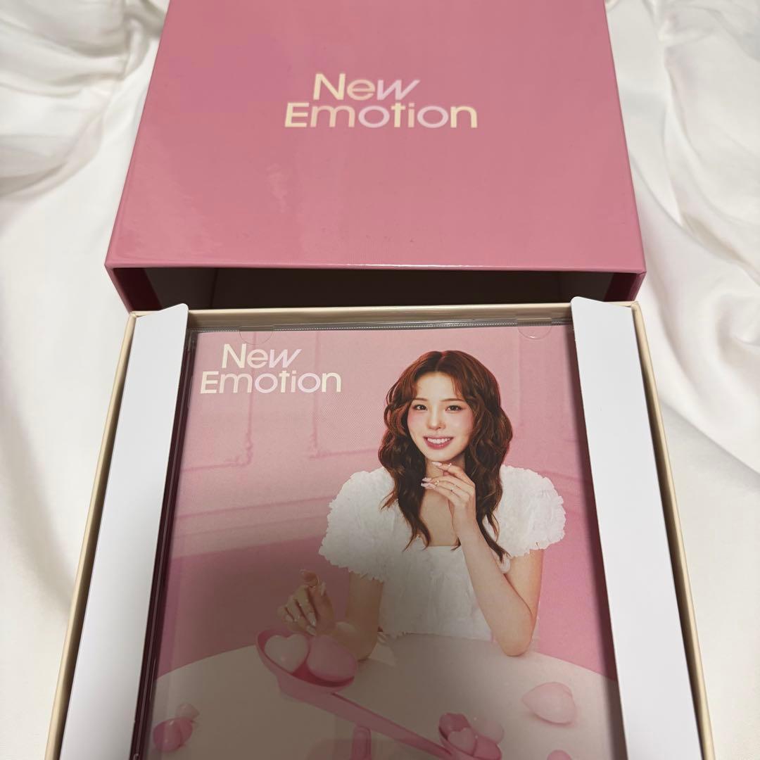 NiziU New Emotion FC限定 9形態セット - メルカリ