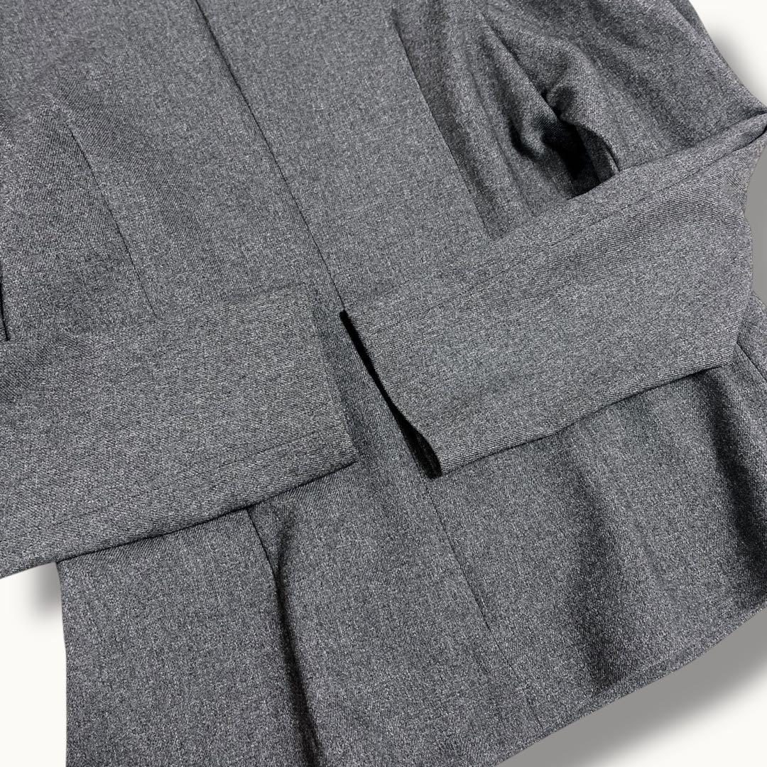 専用】とんがりトップス グレー パフスリーブ 長袖 サイズ2 - メルカリ