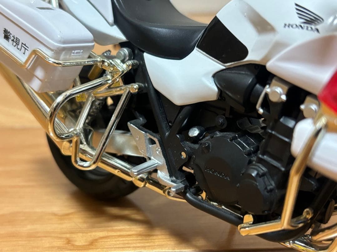 アオシマ 1/12 ホンダ CB1300P 警視庁 白バイ 完成品 訳あり - メルカリ