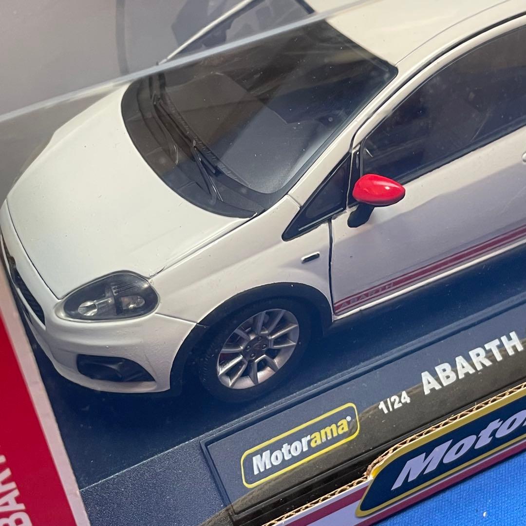 1/24 ミニカー アバルト純正GRANDE PUNTO