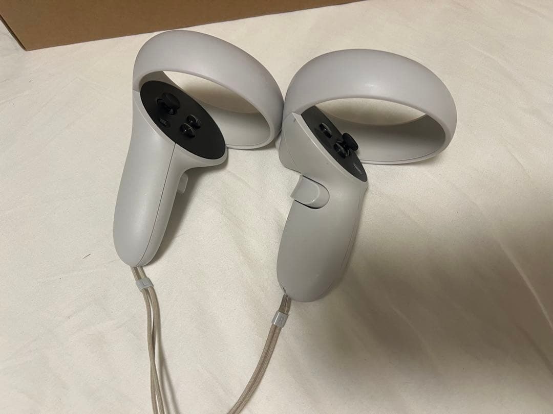 Meta Quest 2 128GB VRヘッドセット - メルカリ