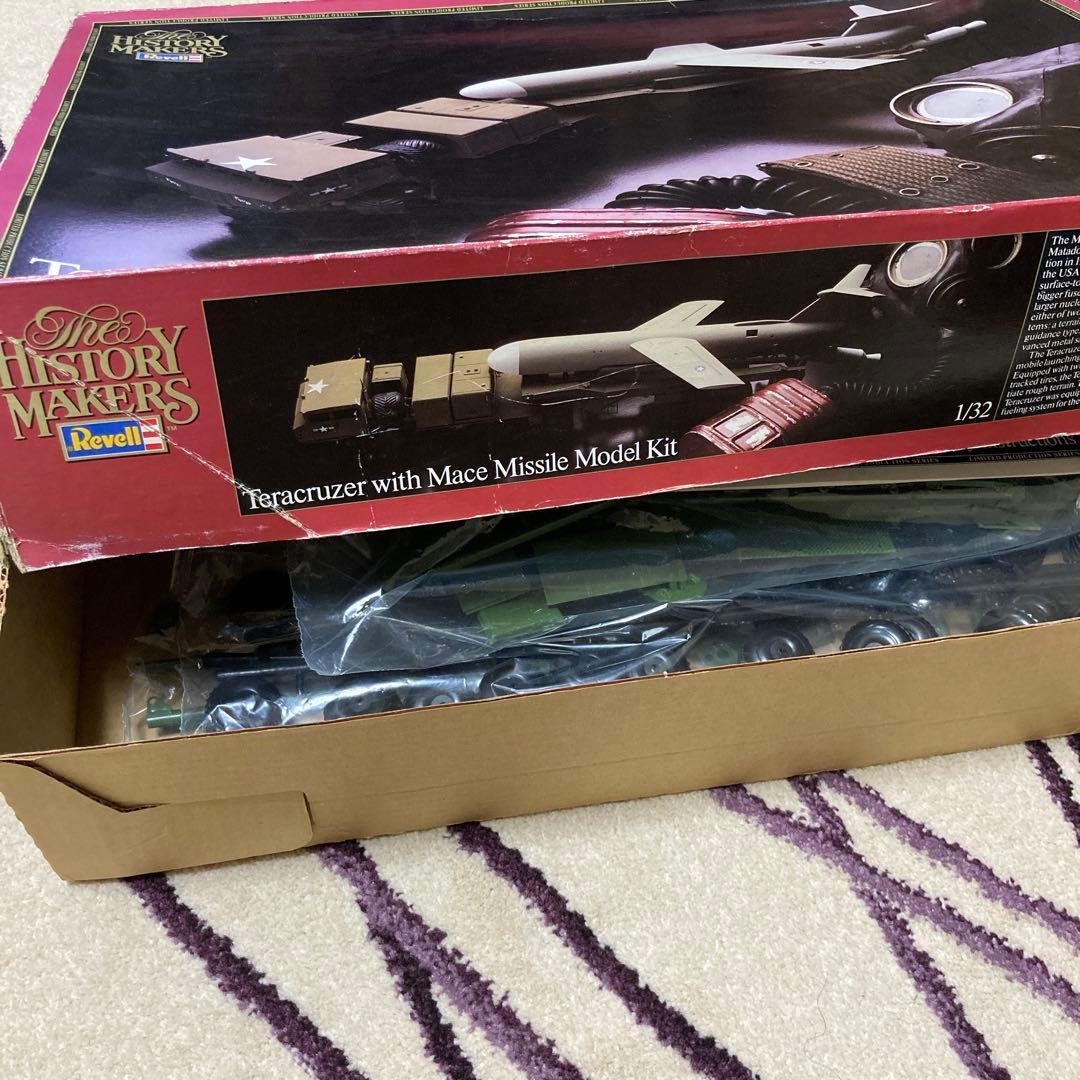 Revell Teracruzer with Mace Missile 1/32