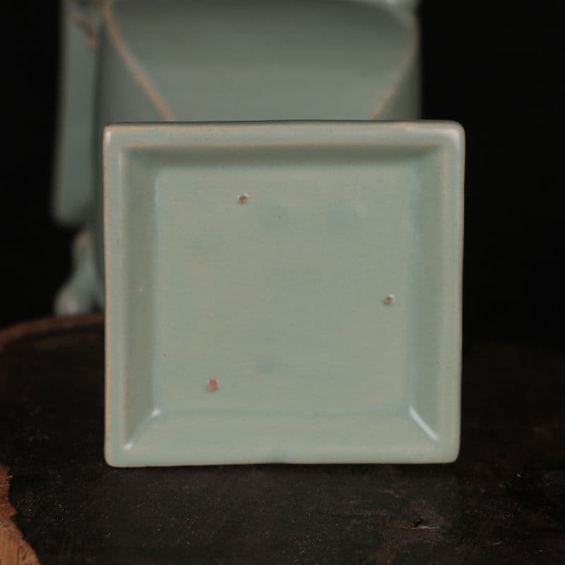 宋 汝窯 青釉 四羊尊瓶 現代工芸品 美術品 置物