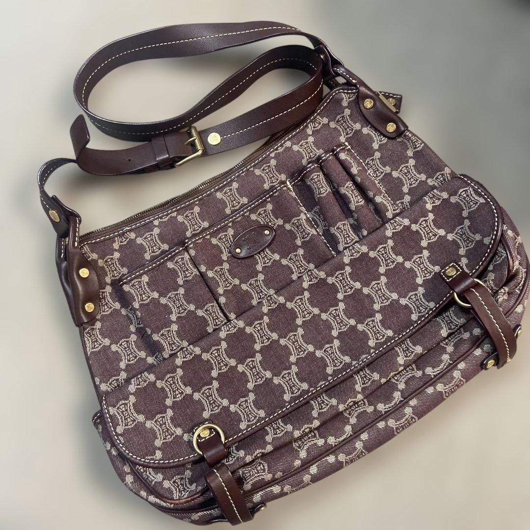 セリーヌ　マカダムショルダーバッグ CELINE セリーヌ マカダム ショルダーバッグ ブラック PVCレザー ミニ